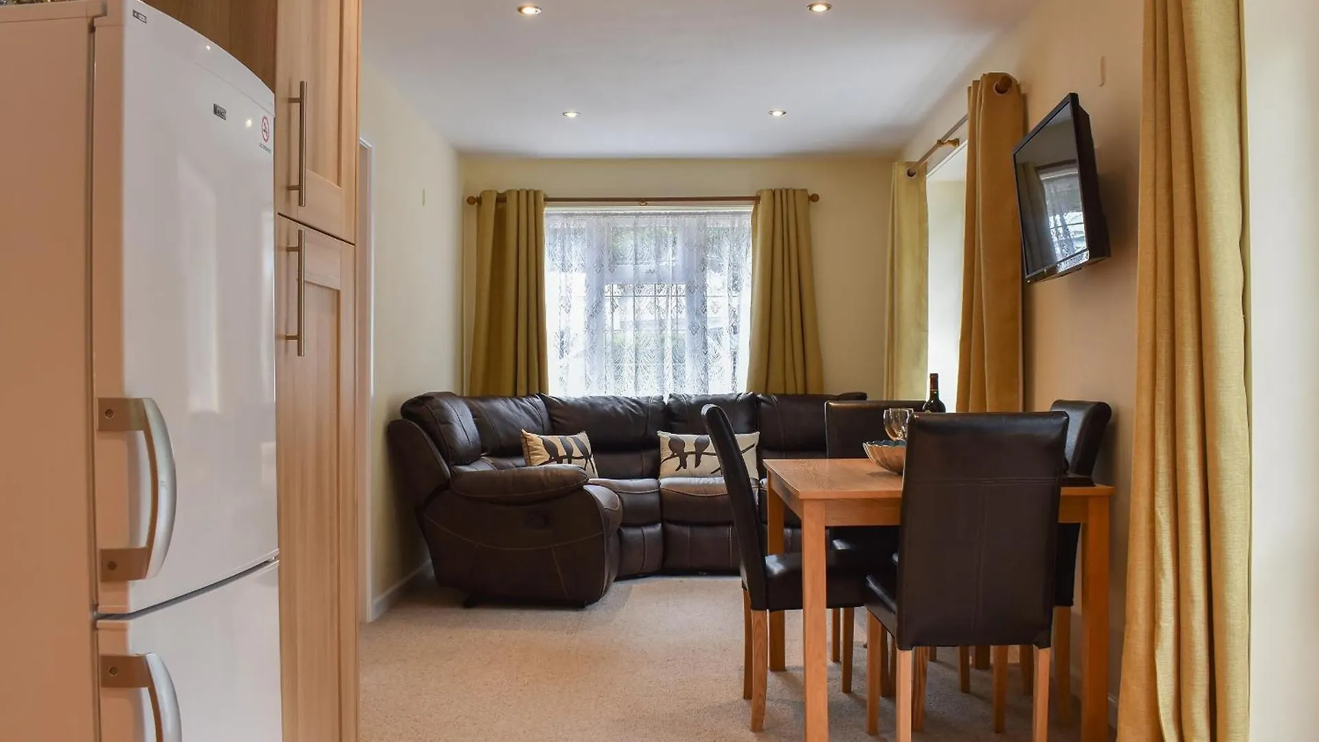 Rose Corner Villa Exeter Holiday home